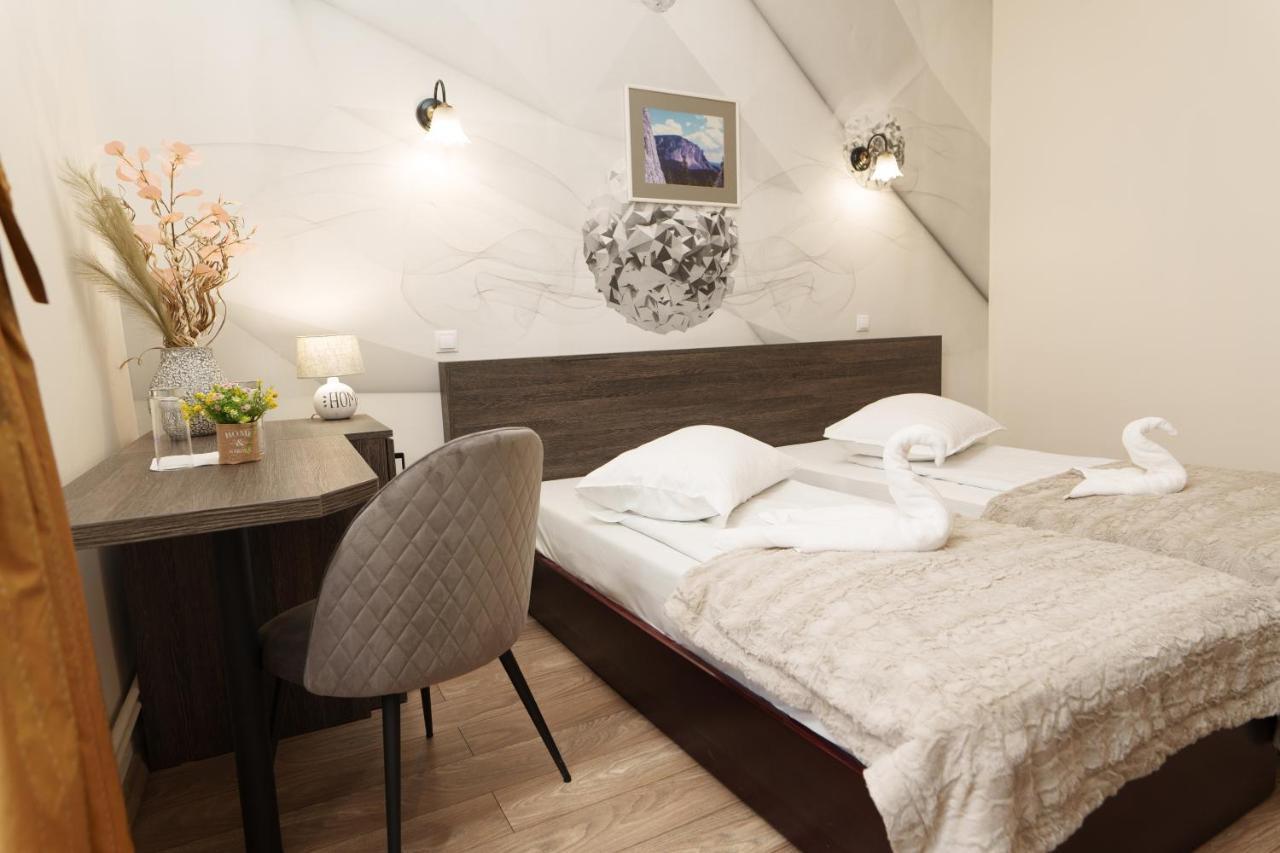 Hotel Rubin*** Gheorgheni  Eksteriør billede