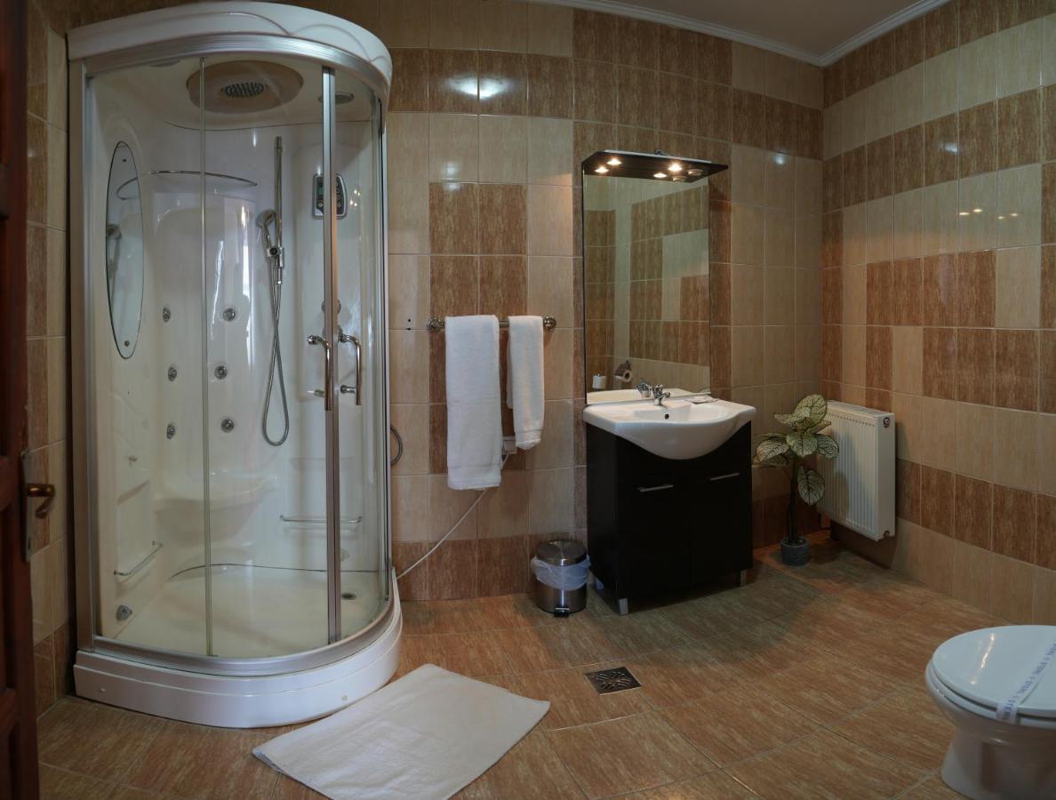 Hotel Rubin*** Gheorgheni  Eksteriør billede