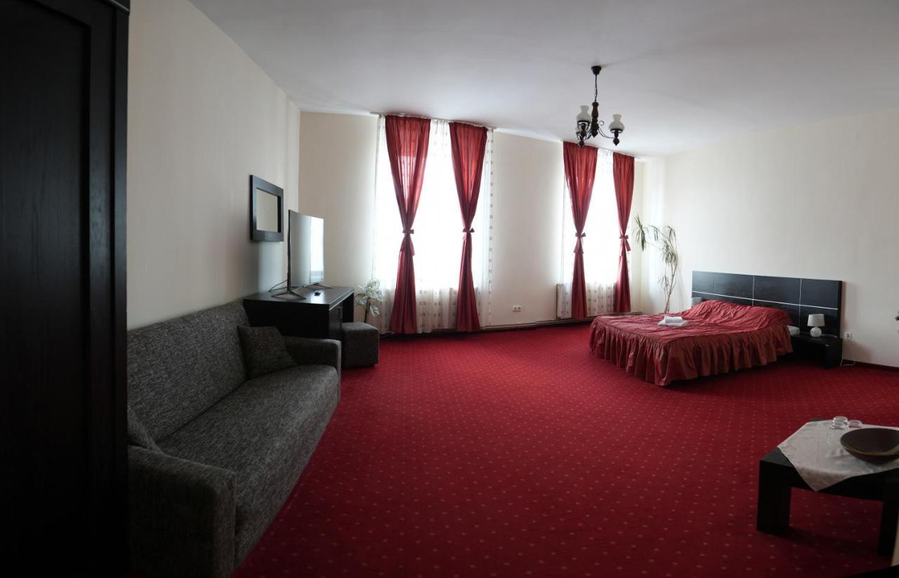 Hotel Rubin*** Gheorgheni  Eksteriør billede