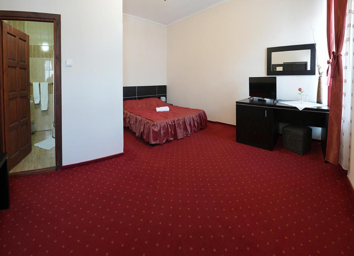 Hotel Rubin*** Gheorgheni  Eksteriør billede